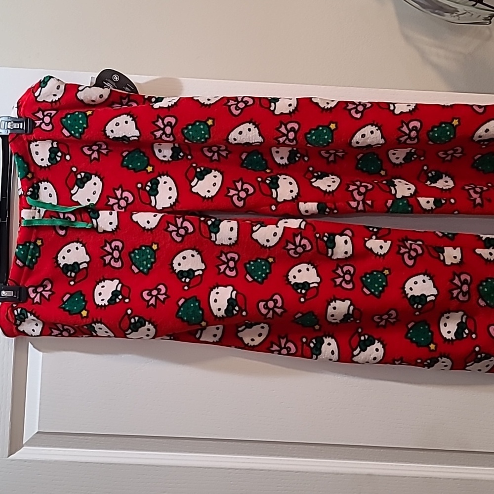 Ladies, hello kitty pj pants xl